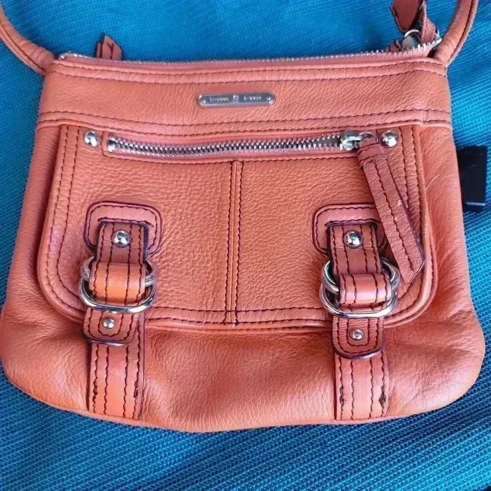 Etienne Aigner Orange Leather Crossbody Bag - Picture 2 of 13
